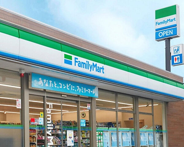 ファミリーマート新馬場サクセス通り店まで360m