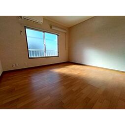 JR小海線 龍岡城駅 徒歩14分の賃貸アパート 2階1Kのリビング/ダイニング