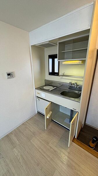クロス　床　新規貼替済み