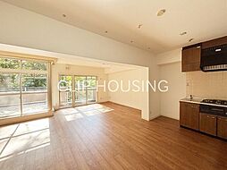 パークサイド南大沢3号棟 3LDKのリビング/ダイニング