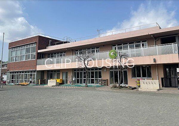 幼保連携型認定こども園みなみ野さゆり学園 徒歩24分。 1900m