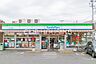 周辺：ファミリーマート八王子戸吹町店 徒歩9分。 660m