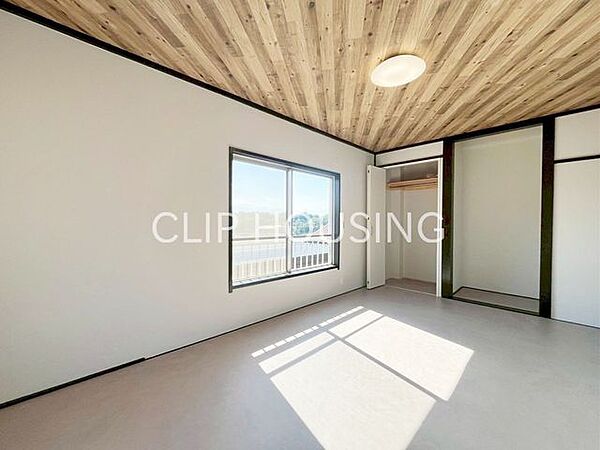 7.5帖のお部屋が3部屋ございます！