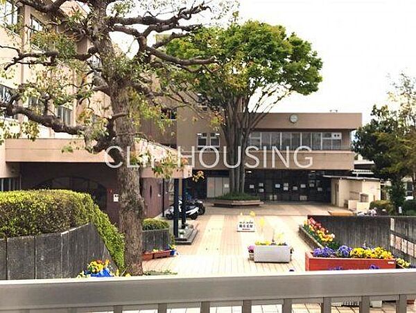 相模原市立陽光台小学校 徒歩8分。 590m