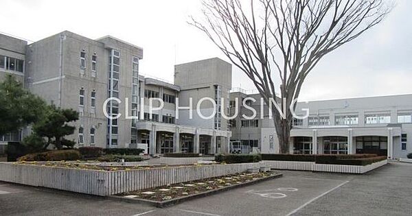 相模原市立上溝南中学校 徒歩22分。 1690m