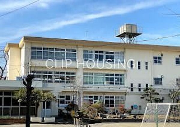 八王子市立横山第二小学校 徒歩4分。 300m