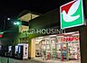 周辺：ヨークマート田名店 徒歩14分。 1090m