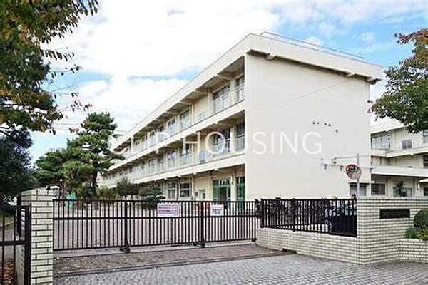 相模原市立橋本小学校 徒歩7分。 530m