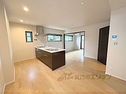 アイメゾン誓願寺 301 3階2LDKのリビング/ダイニング