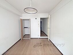 京都地下鉄東西線 石田駅 徒歩15分の賃貸アパート 2階1Kのリビング/ダイニング