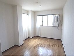 京阪本線 中書島駅 徒歩4分の賃貸マンション 4階ワンルームのリビング/ダイニング