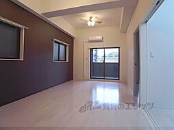 LUXE中書島 4階2LDKのリビング/ダイニング