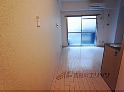 京都市営烏丸線 くいな橋駅 徒歩9分の賃貸マンション 1階1Kのリビング/ダイニング