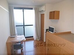 京阪宇治線 桃山南口駅 徒歩3分の賃貸アパート 1階1Kのリビング/ダイニング