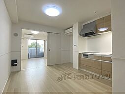 ミレグランデ京田辺 2階1LDKのリビング/ダイニング