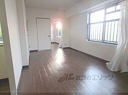 レジデンス鳥羽 3階2LDKのリビング/ダイニング