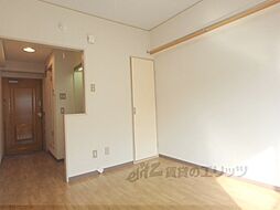 JR東海道・山陽本線 長岡京駅 徒歩2分の賃貸マンション 2階1Kのリビング/ダイニング