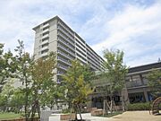 長岡京駅より徒歩9分 築3年10ヶ月 13階建の賃貸物件