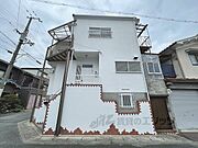 東野駅より徒歩7分 築41年2ヶ月 3階建の賃貸物件