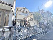 久津川駅より徒歩12分 2階 築50年10ヶ月の賃貸物件