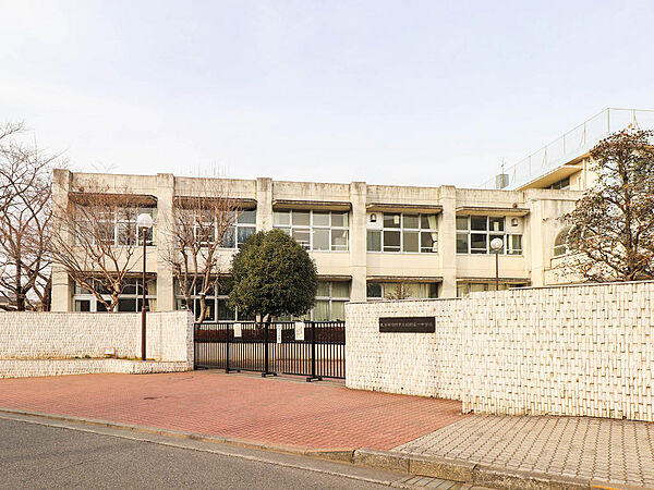羽村市立羽村第一中学校まで徒歩10分