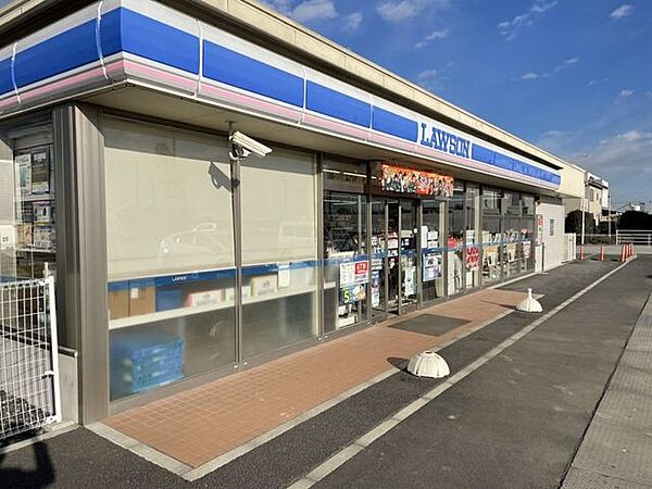 ローソン 足利久保田町店 2240m