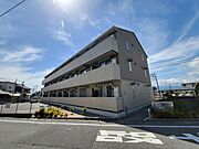 篠原駅より徒歩5分 築9年4ヶ月 3階建の賃貸物件