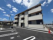 能登川駅より徒歩20分 新築 3階建の賃貸物件