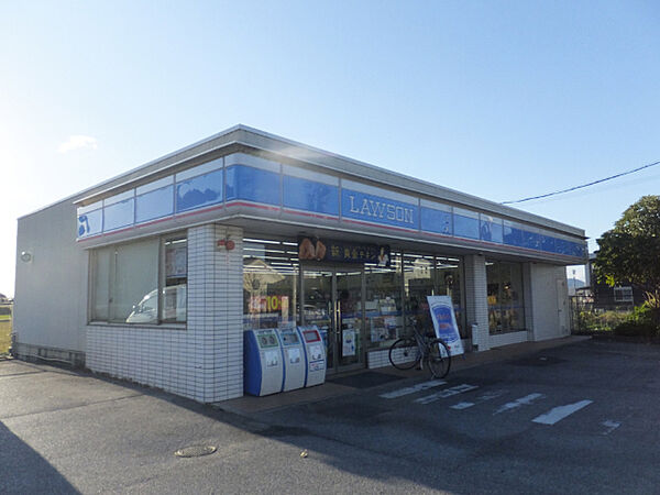 コンビニ「ローソン安土下豊浦店まで764m」