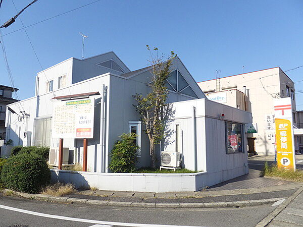 郵便局「近江八幡中小森郵便局まで452m」