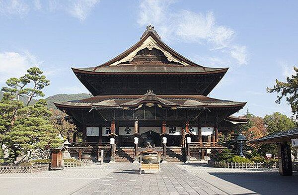 善光寺 700m