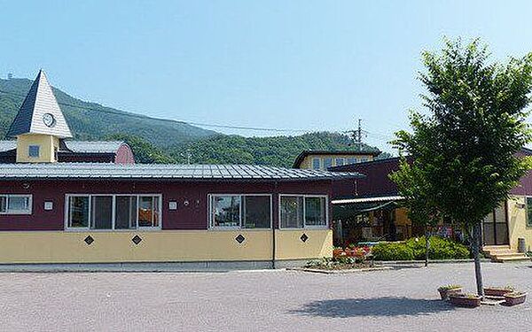 すずらん保育園 400m