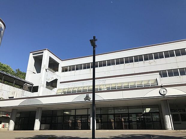 秋田市立城南中学校 450m