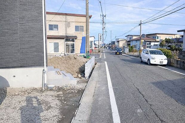 前面道路含む現地写真
