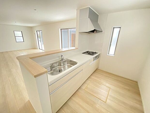 同型写真（キッチン）