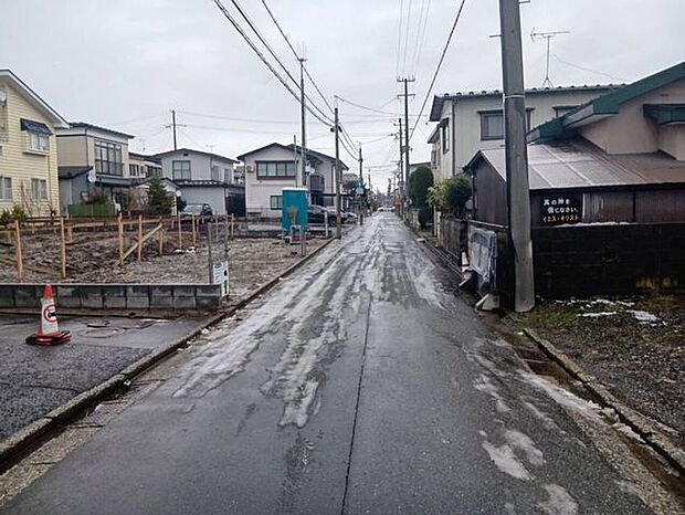 前面道路含む現地写真