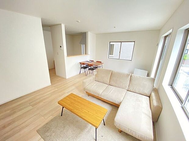 同型写真（リビング）