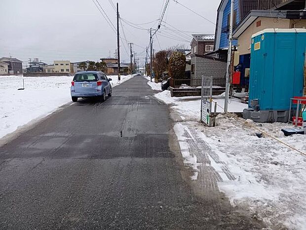 前面道路含む現地写真