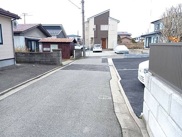 前面道路含む現地写真