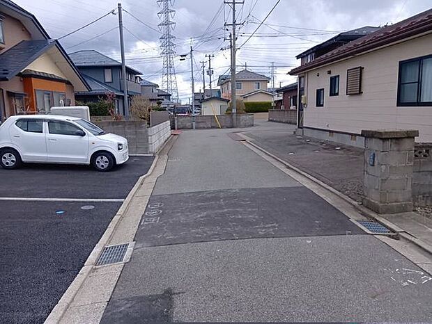 前面道路含む現地写真