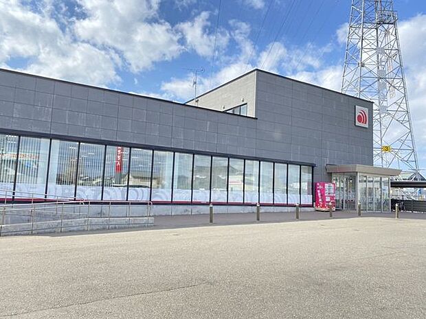 秋田銀行 卸町支店 200m