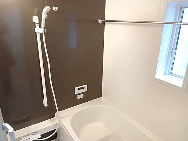 同型写真（浴室）