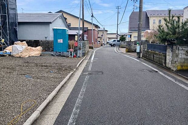 前面道路含む現地写真