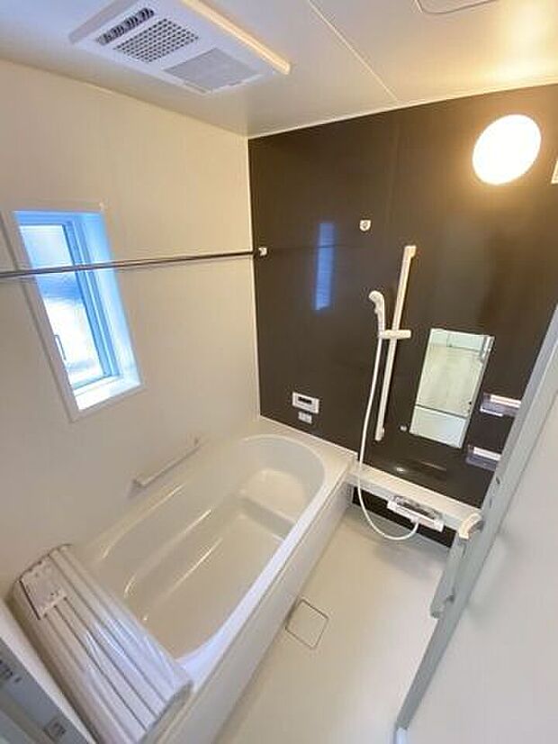 同型写真(浴室)