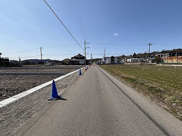 前面道路含む現地写真