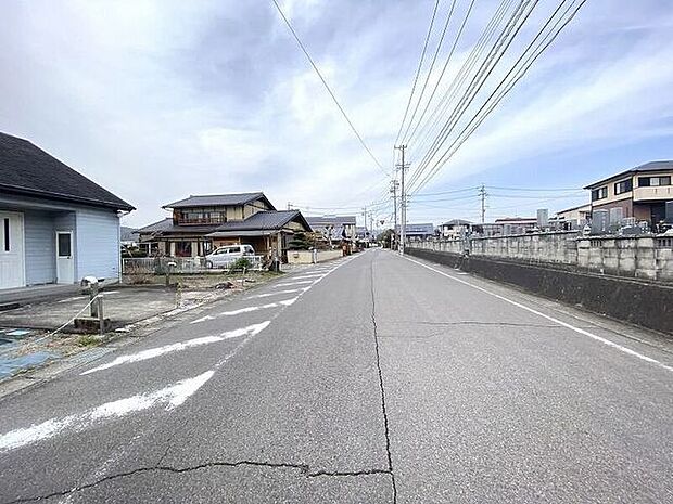前面道路含む現地写真