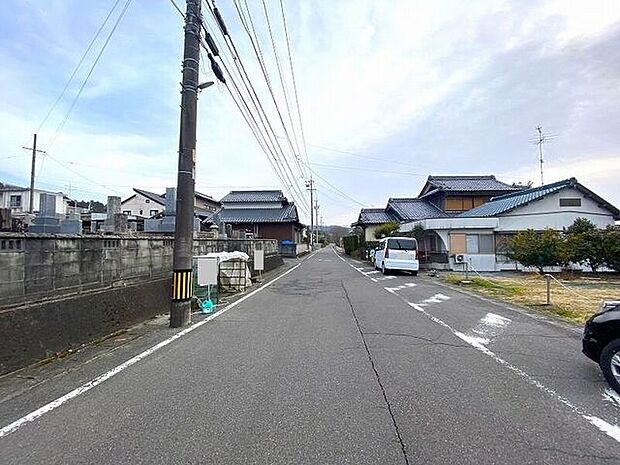 前面道路含む現地写真