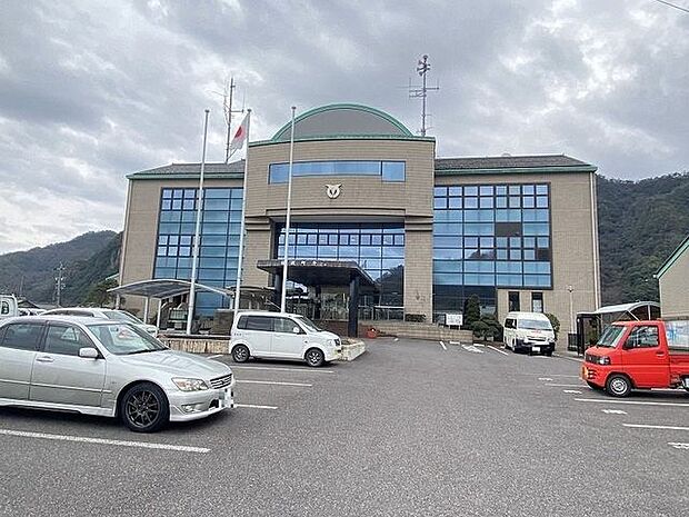 坂祝町役場 280m