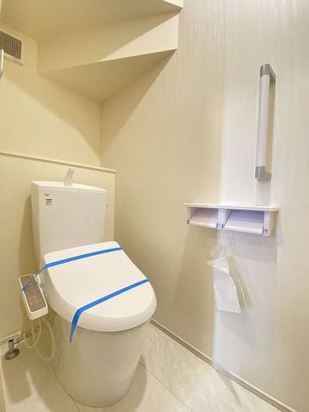 1Fトイレ　ウォシュレットトイレです。