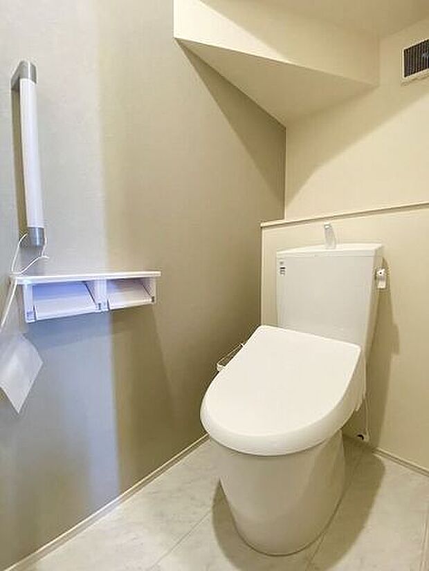 1Fトイレ ウォシュレットトイレです。